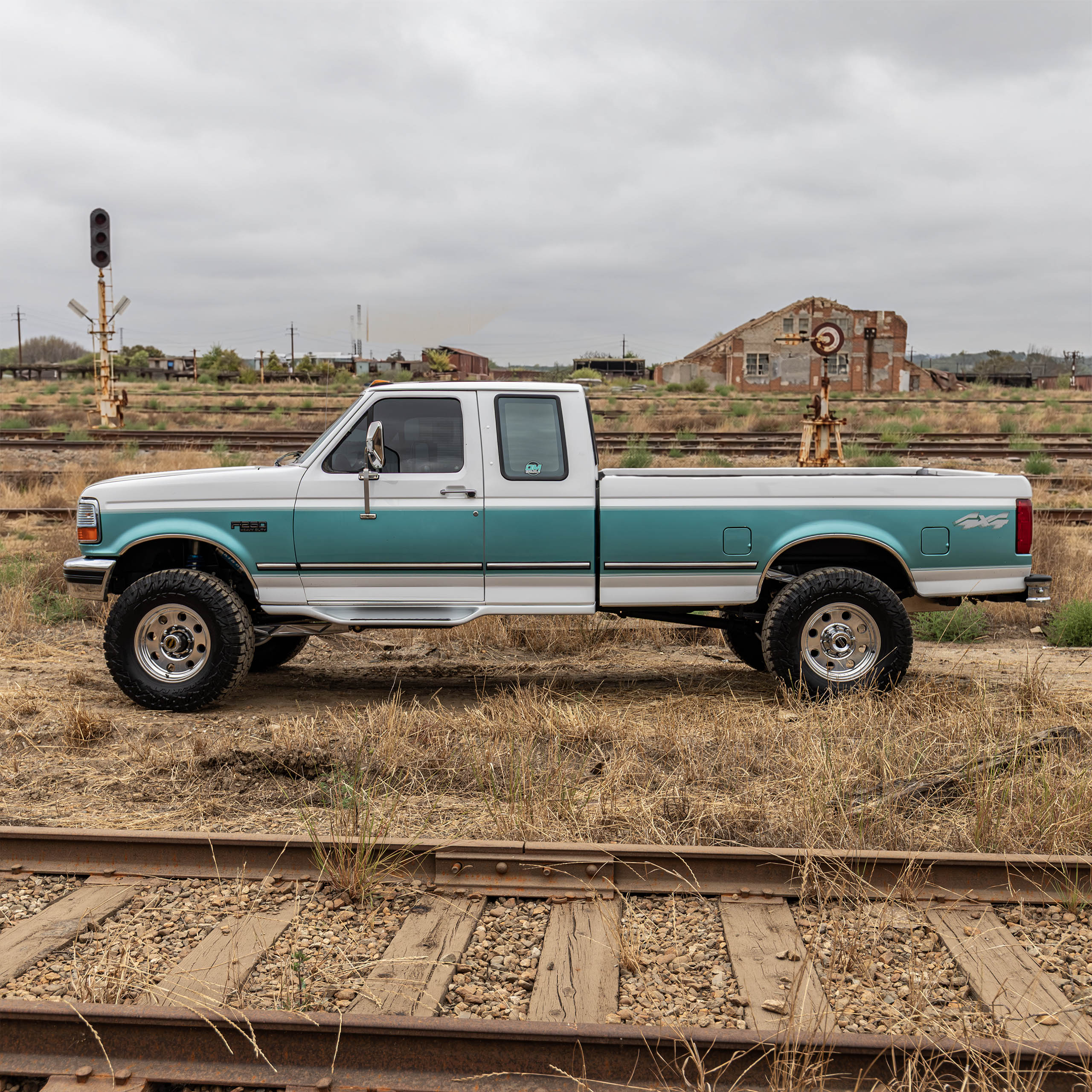 80-97 4WD F250 D50 TTB Coil Over Conversion & HD Rear Suspension Kit (Front and Rear) - Image 2