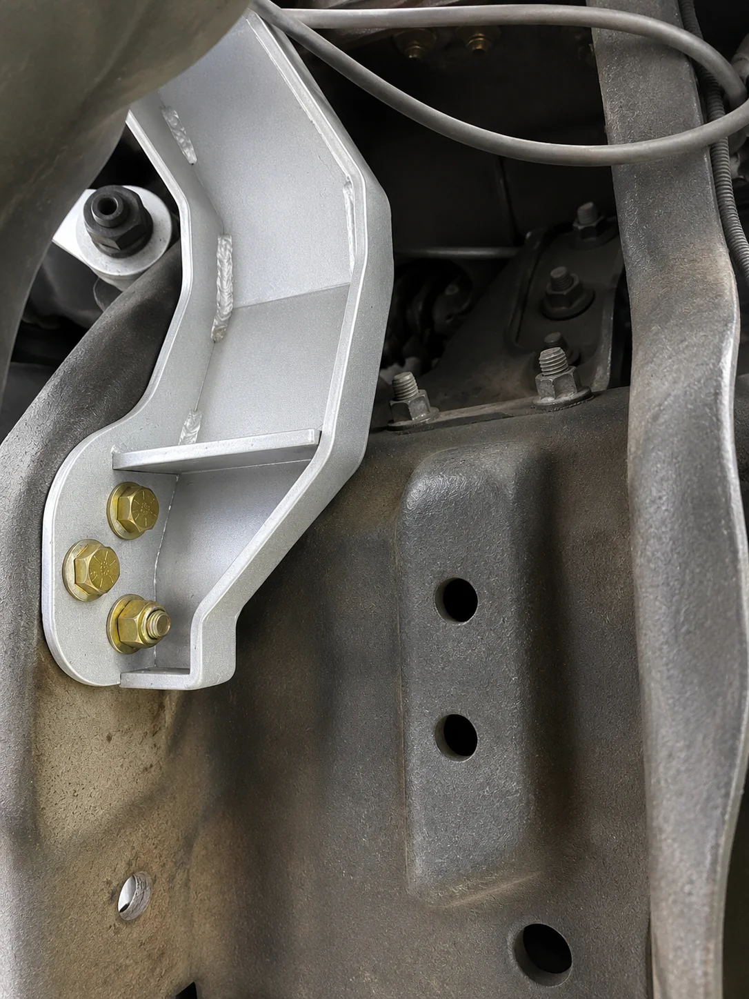 92-97 05+ Coil Spring Swap Panhard Bracket - Image 3