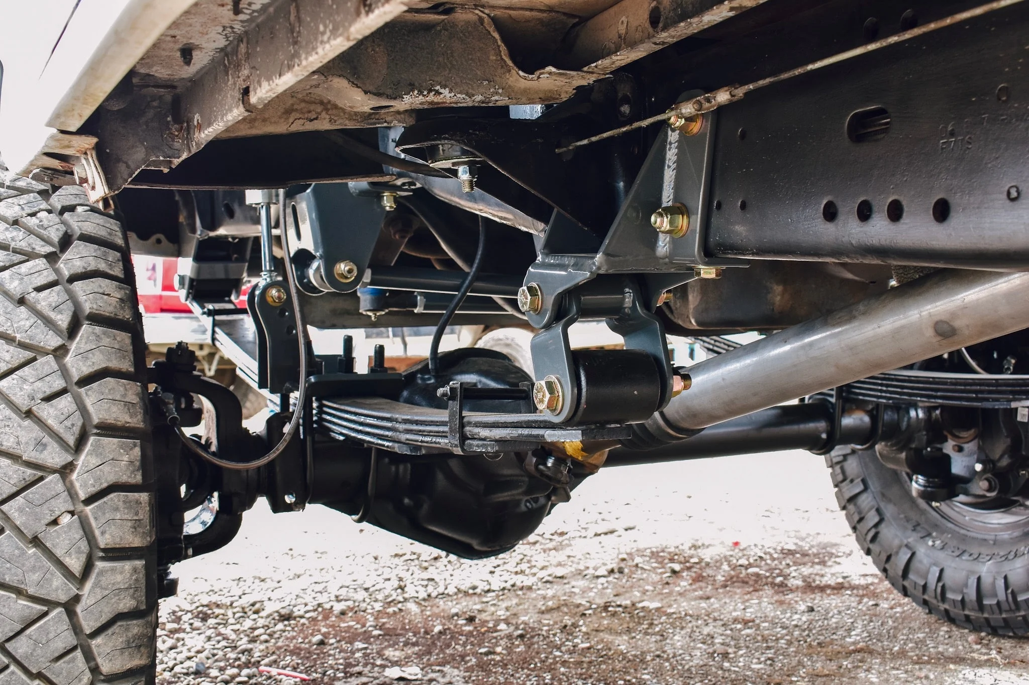 92-97 F-250/350 Shackle Reversal Kits (1999-2004 Super Duty Axle and/or Spring Swap) - Image 10