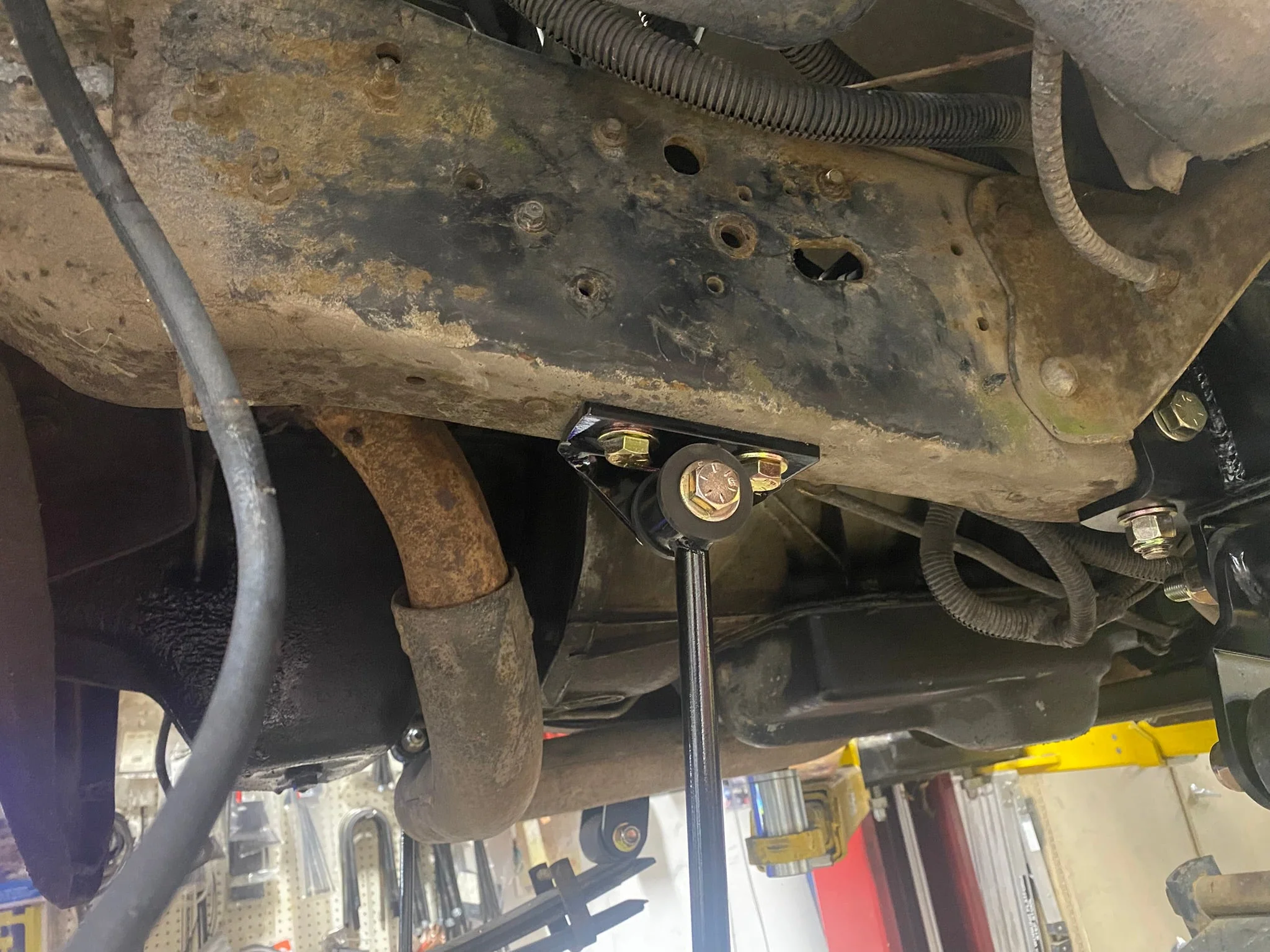 92-97 Ford F-250/350 - SuperDuty Axle Conversion Extended Sway Bar Link - Image 7