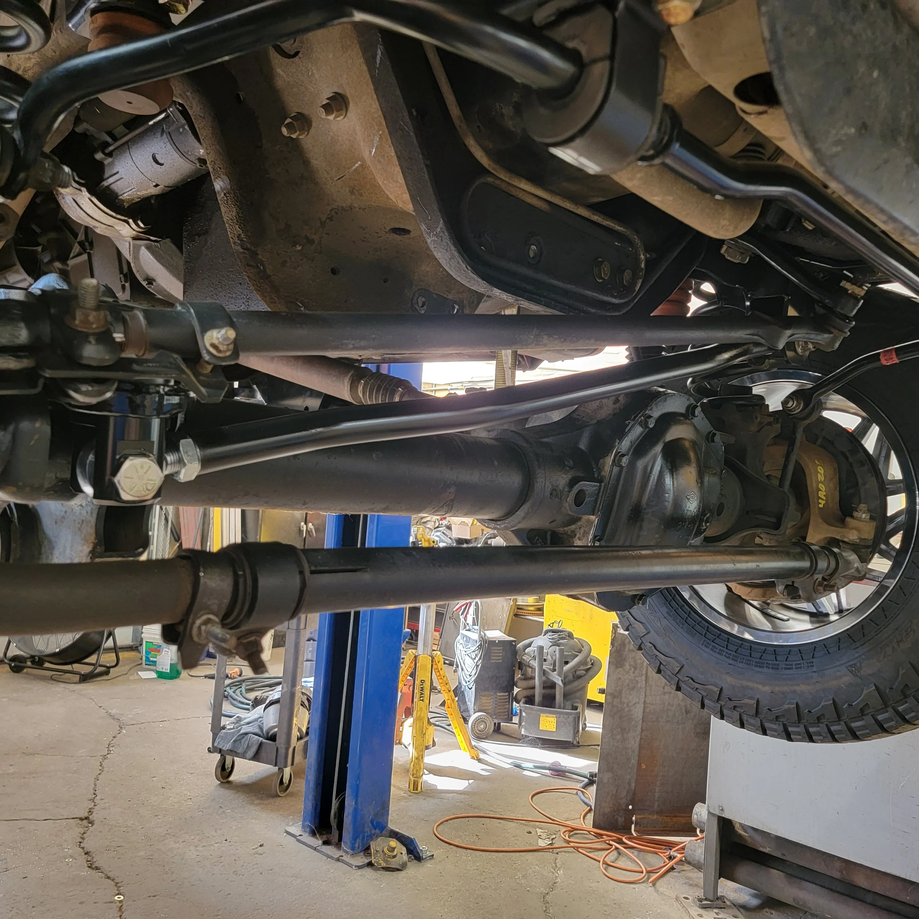 92-97 Ford Over The Top Track Bar conversion for 05+ Coil Swap - Image 9