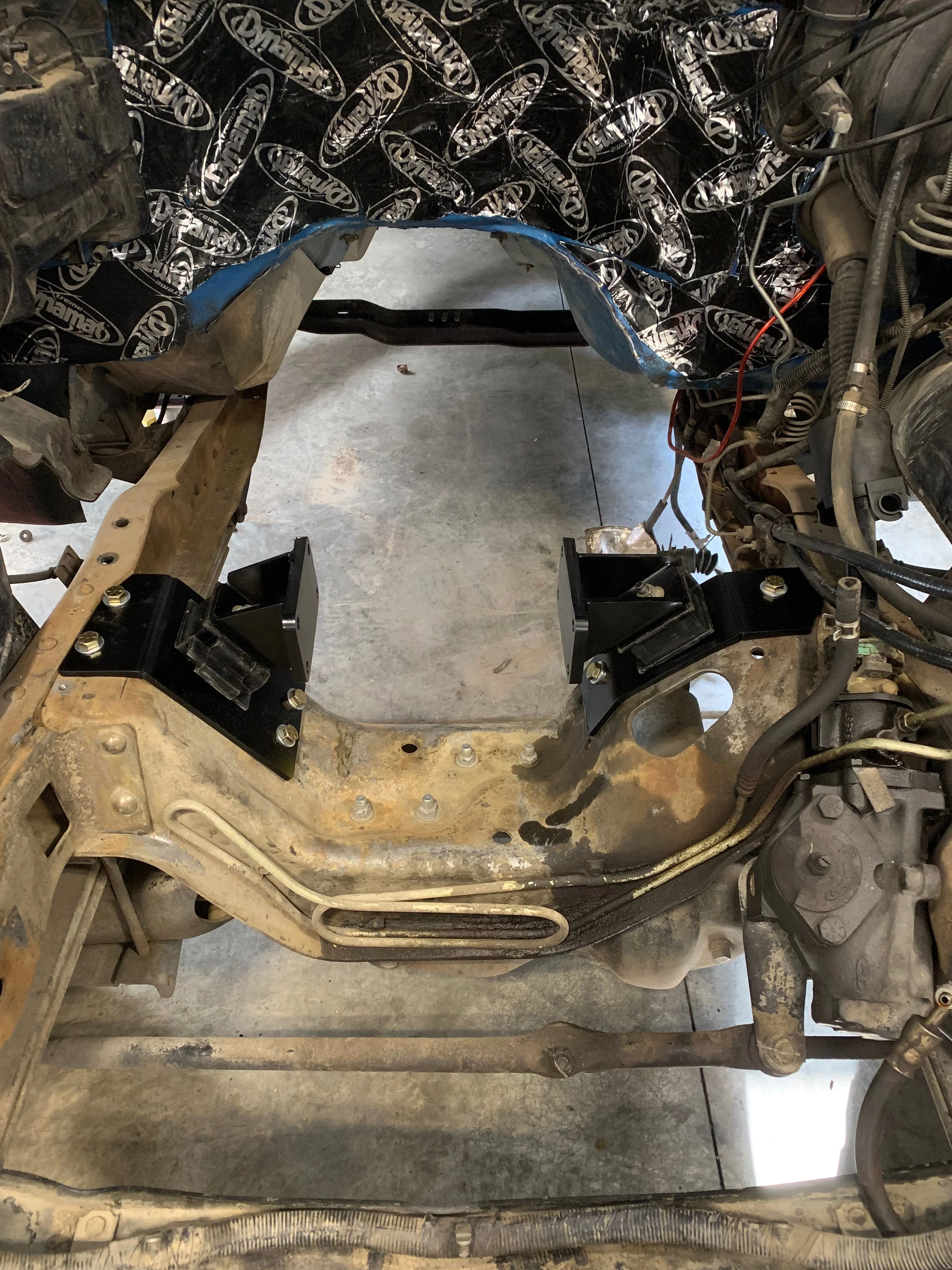 Motor Mounts: 1980-1997 Ford F250/350 to 12v/24v/CR Cummins - Image 4
