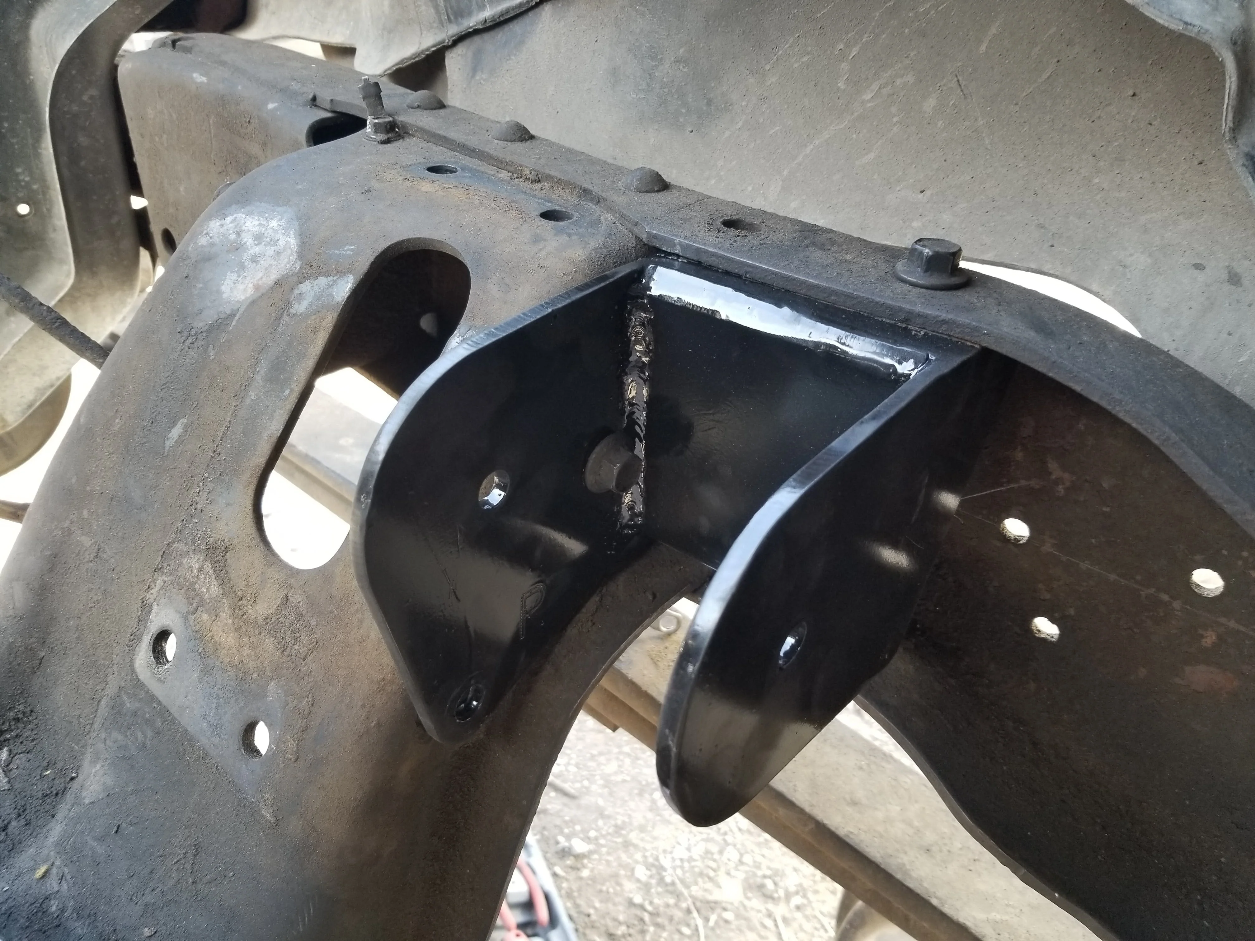 Motor Mounts: 1980-1997 Ford F250/350 to 12v/24v Cummins with 2nd Gen Bushings - Image 4